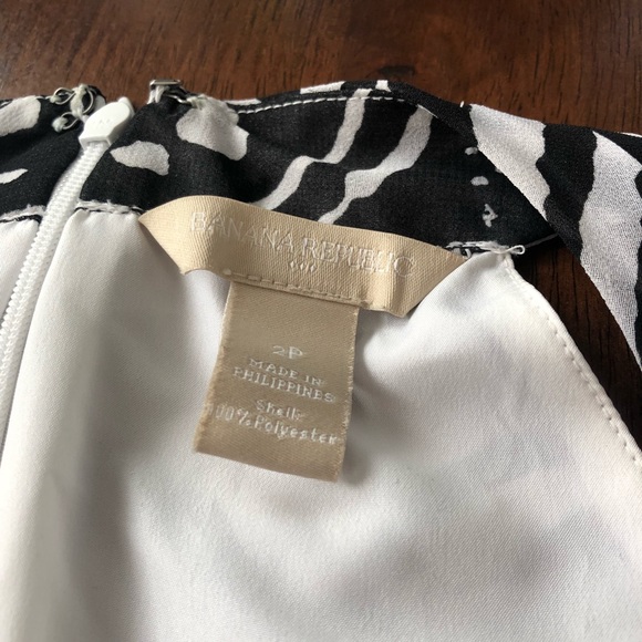 Banana Republic high neck blouse - Picture 2 of 2